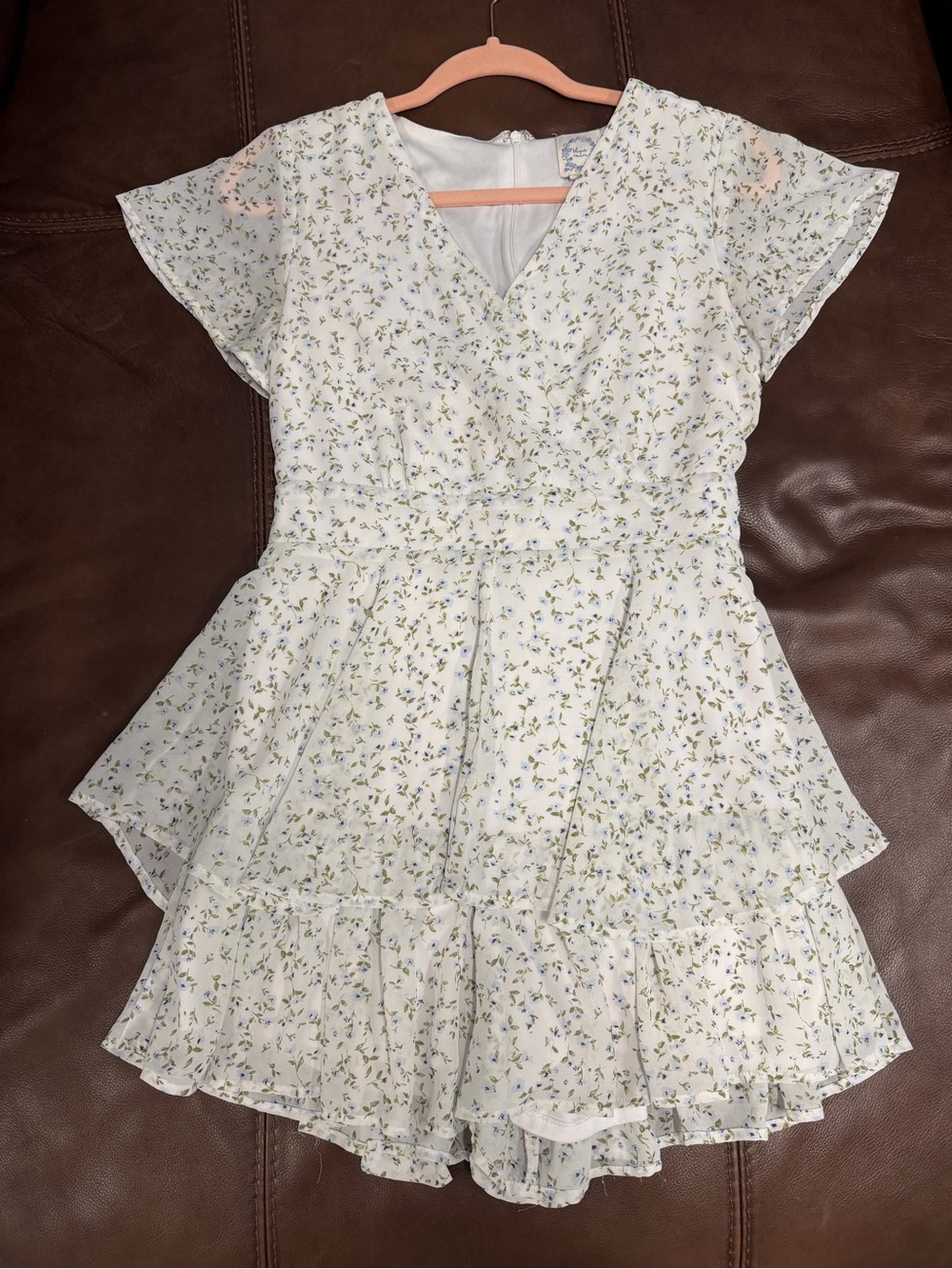 Blue Rain Cream Floral skort Dress with Blue & Green Print bow in back. EUC!.129